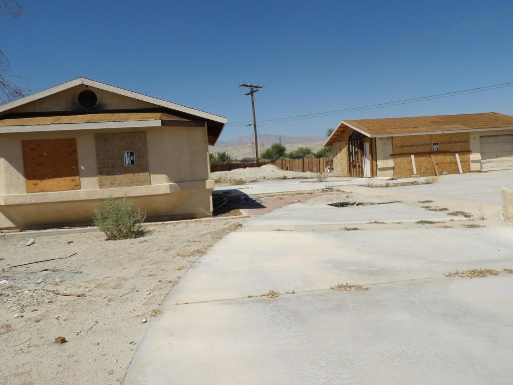 Far up on Sierra del Sol, on a very quiet location sits this property, ready for someone to rebuild either a similar home like the one that once stood there. Or, if you're looking for an investment opportunity, perhaps a Duplex, maybe 3 units? Plenty of room for work vehicles/equipment/RV. Water, Gas and Electric were once connected.Assessor's information shows a 3bd, 2 ba,1676 sf home. The home was destroyed by fire a couple yrs ago.