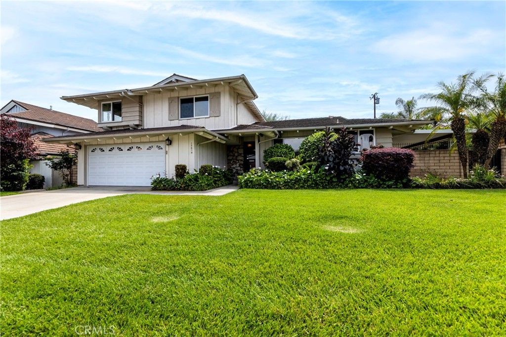 Photo of 15614 Del Prado Dr, Hacienda Heights, CA 91745 (MLS # PW26083969)