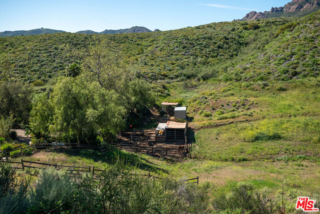 34229 Mulholland Highway