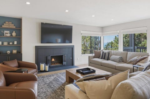 Photo of 41 Shepherd's KNLS, Pebble Beach, CA 93953 (MLS # ML82059375)