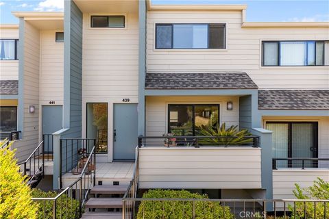 Photo of 439 Camino De Las Colinas, Redondo Beach, CA 90277 (MLS # SB26074708)