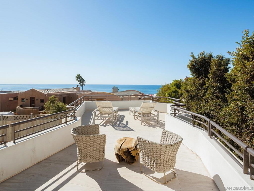 Cardiff By The Sea - Residential