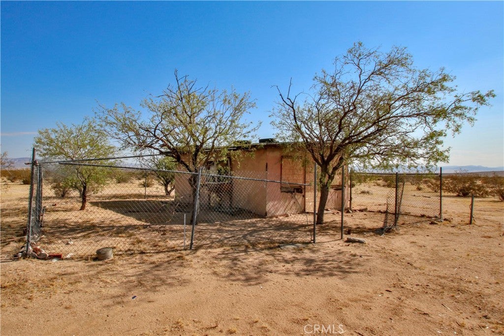 62107 Moon Drive