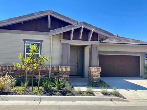 Photo of 2106 White Oak Drive, Hollister, CA 95023 (MLS # ML82054651)