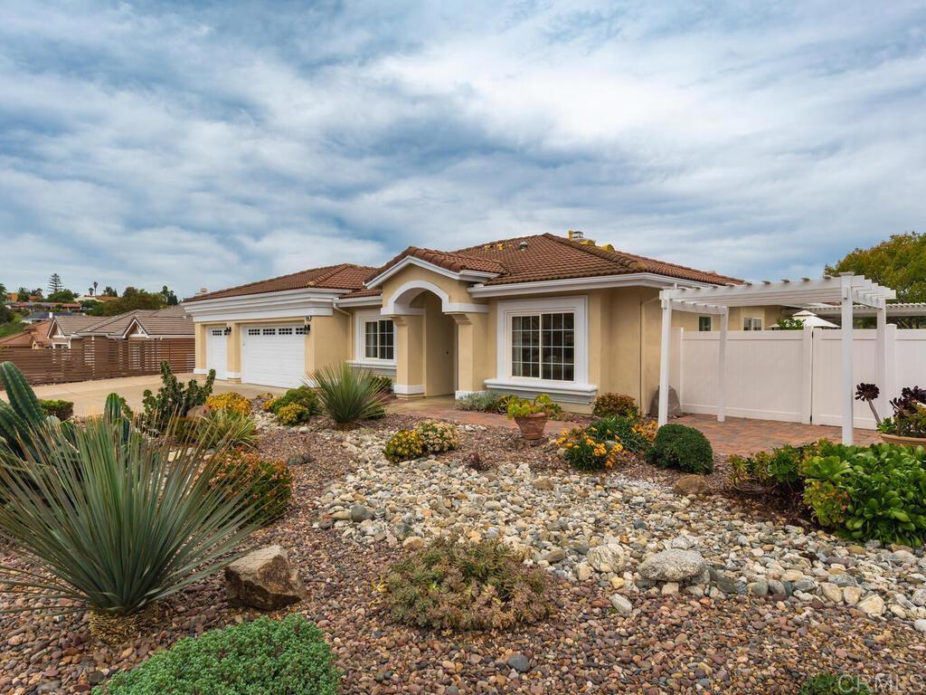 2144 Knollwood Avenue