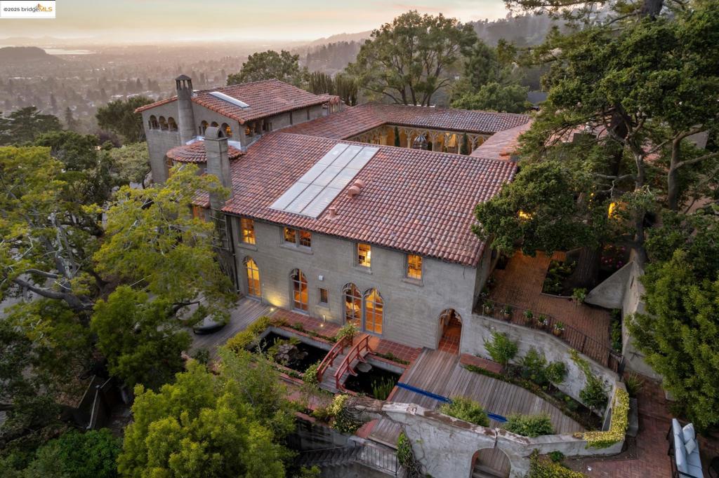 BERKELEY HILLS - Residential