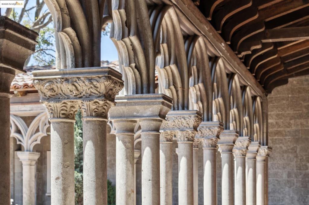 BERKELEY HILLS - Residential