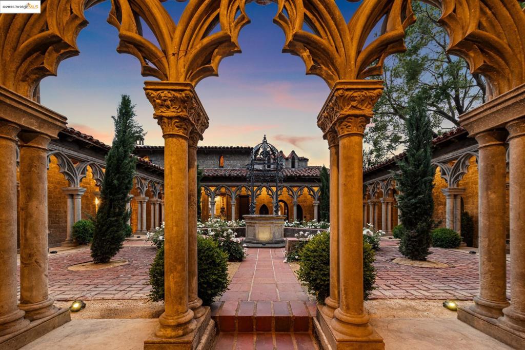 BERKELEY HILLS - Residential