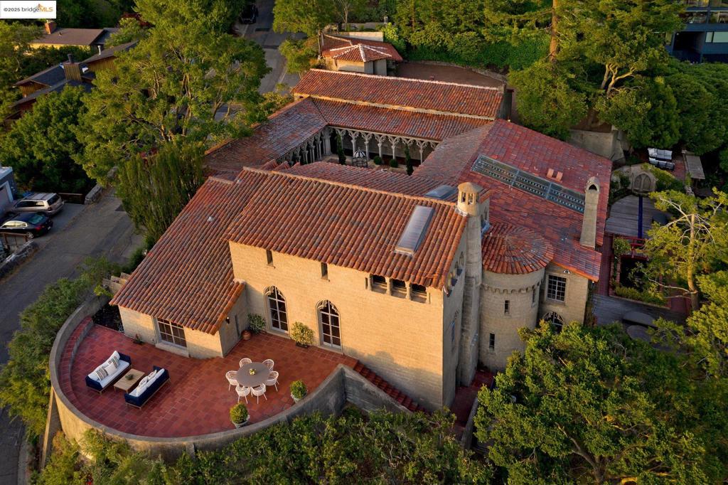 BERKELEY HILLS - Residential