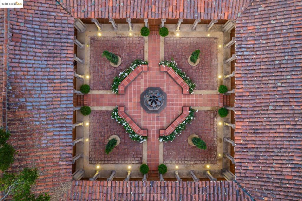 BERKELEY HILLS - Residential