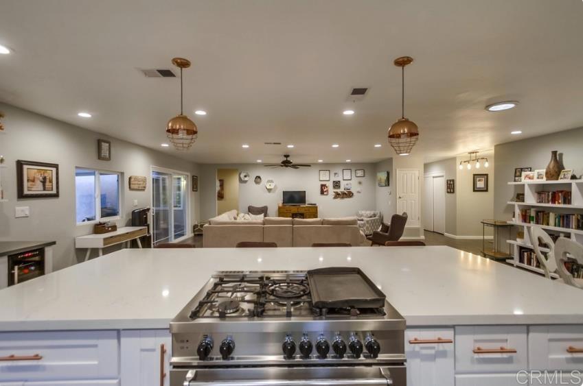 2528 Windmill View Road