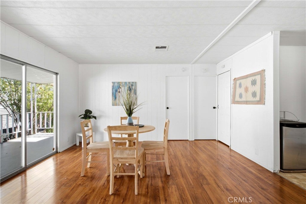 2230 Lake Park 54