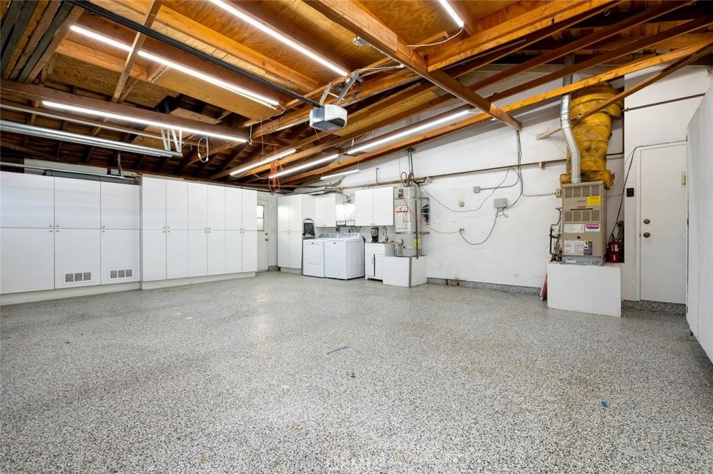 9532 Caithness, Huntington Beach CA 92646 - Photo 45