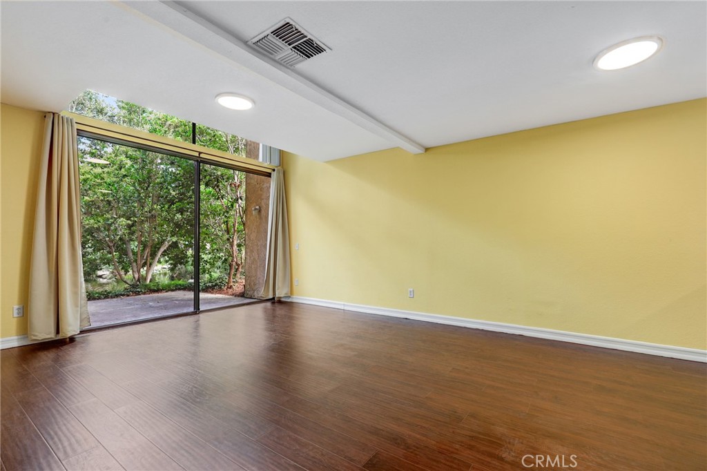 The Lakes (LK) - Residential