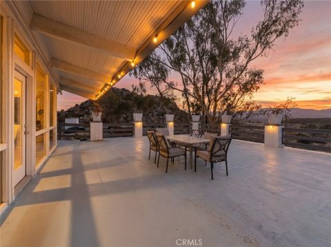 Photo of 16822 Glenfall Avenue, Palmdale, CA 93591 (MLS # SR26013174)