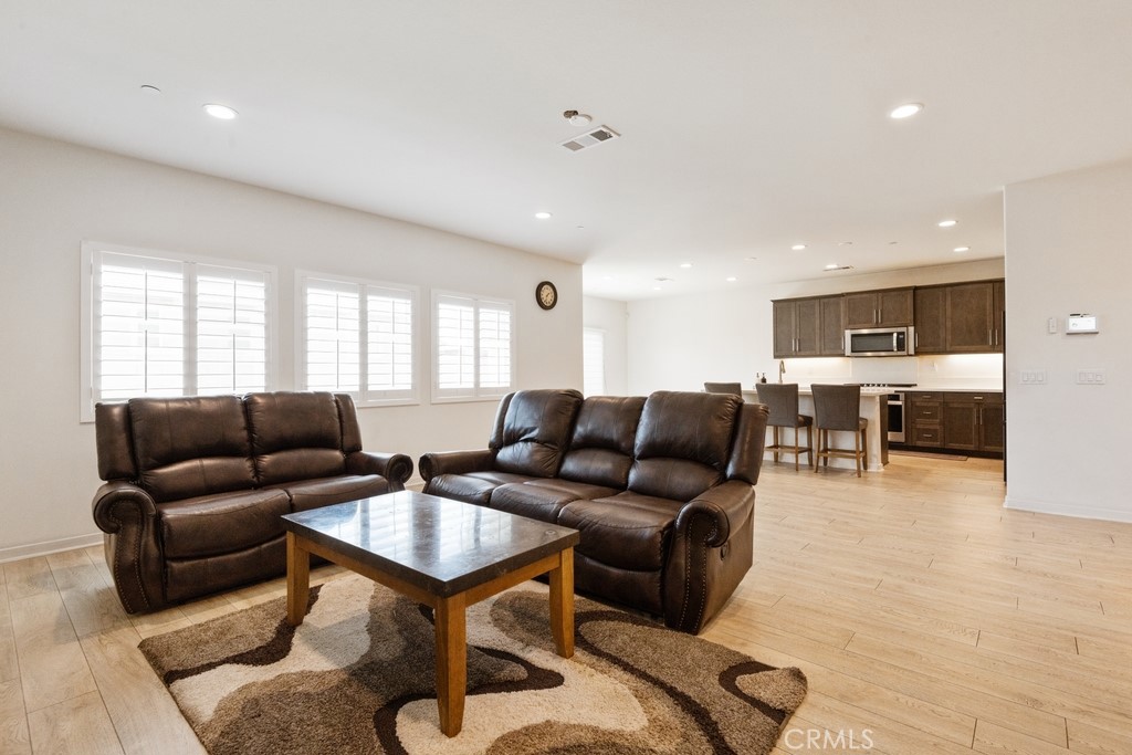 5242 Hayes Court