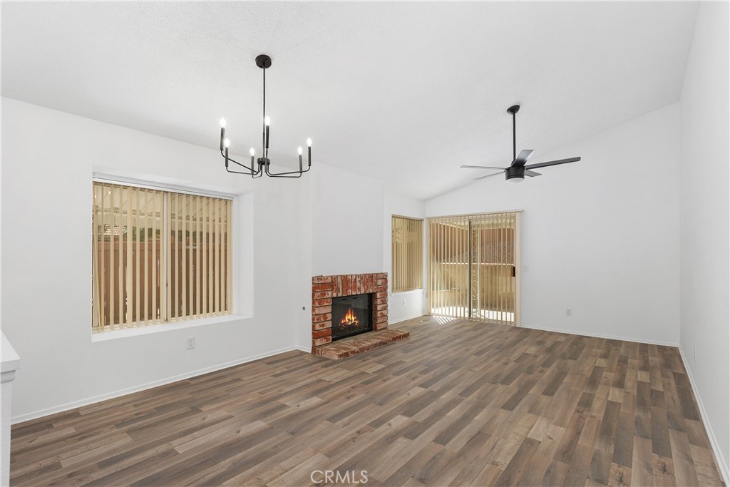 27335 Uppercrest Court