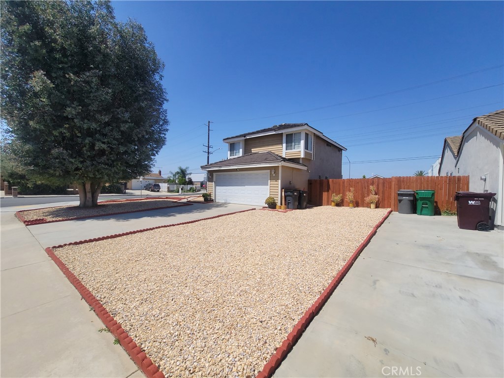 14245 Travers