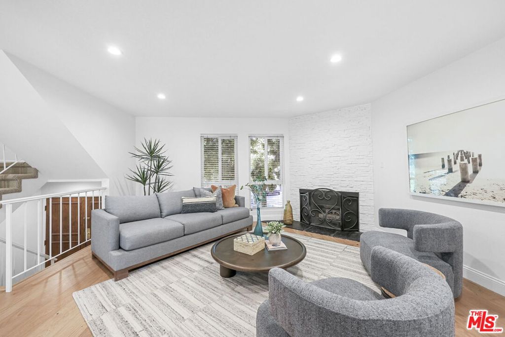 Photo of 2844 Avenel Street, Los Angeles, CA 90039 (MLS # 26965241)
