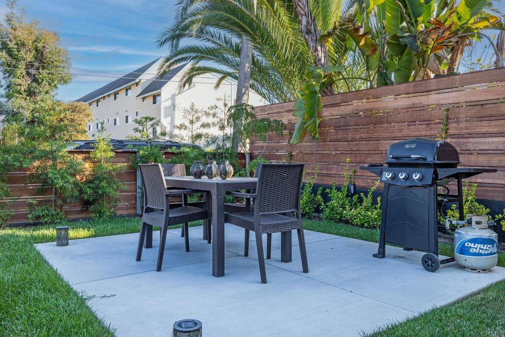 376 378 Acacia Drive