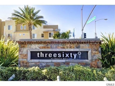 5439 Strand 103 Hawthorne CA 90250