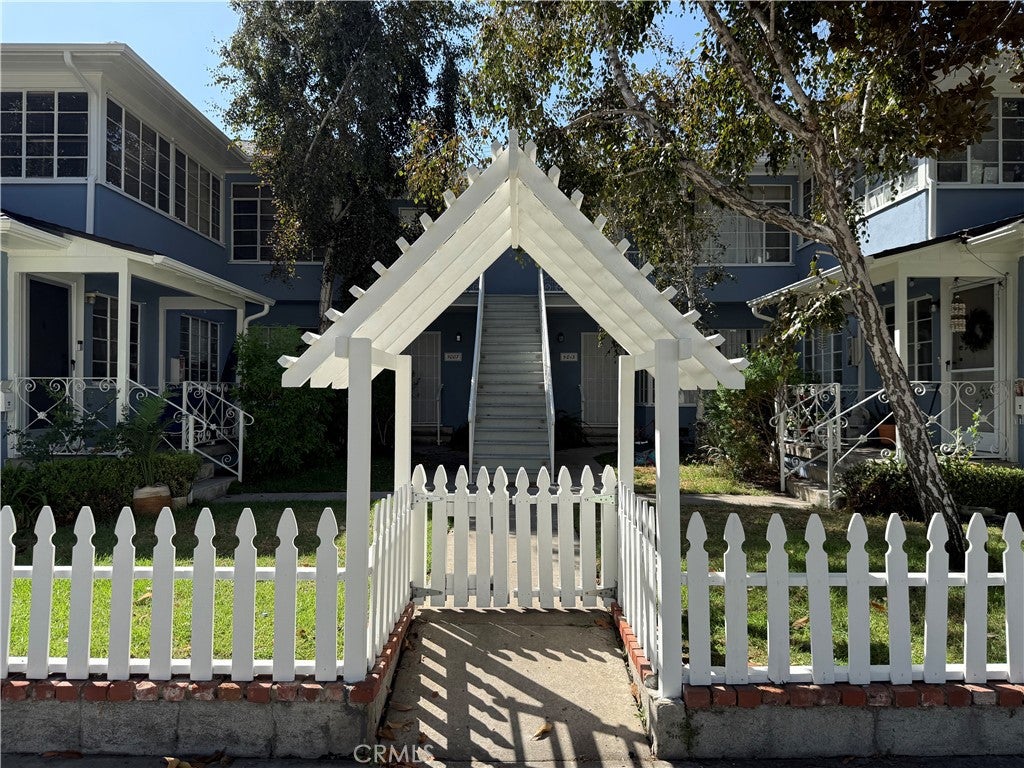5005 Cahuenga