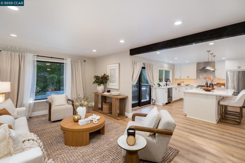 TWIN CREEK - Residential