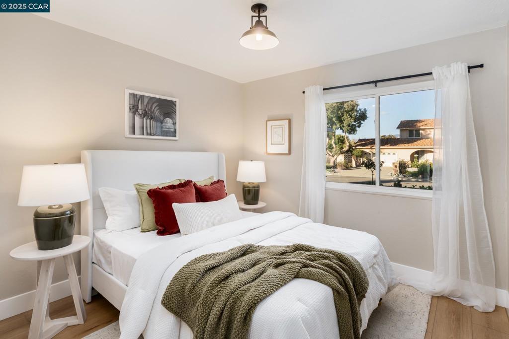 TWIN CREEK - Residential