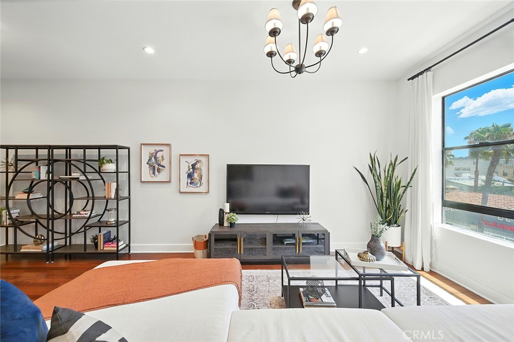 395 East 4th Street 39