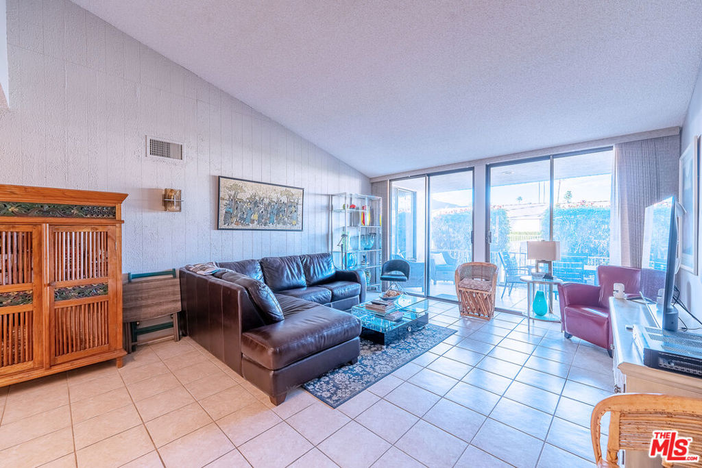 Canyon South 2 - Residential