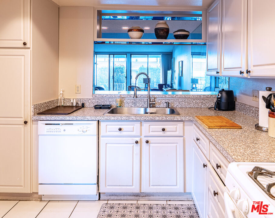 Canyon South 2 - Residential