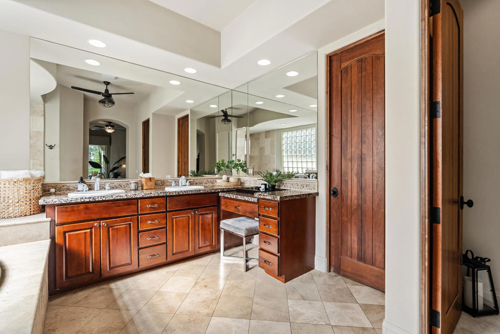 The Palms - Residential Lease