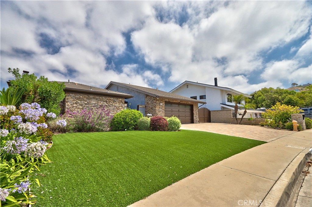 761 Calle Vallarta