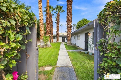 Photo of 44700 Las Palmas Avenue, Palm Desert, CA 92260 (MLS # 26874567PS)