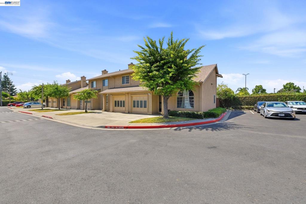 847 W Sunset Blvd B