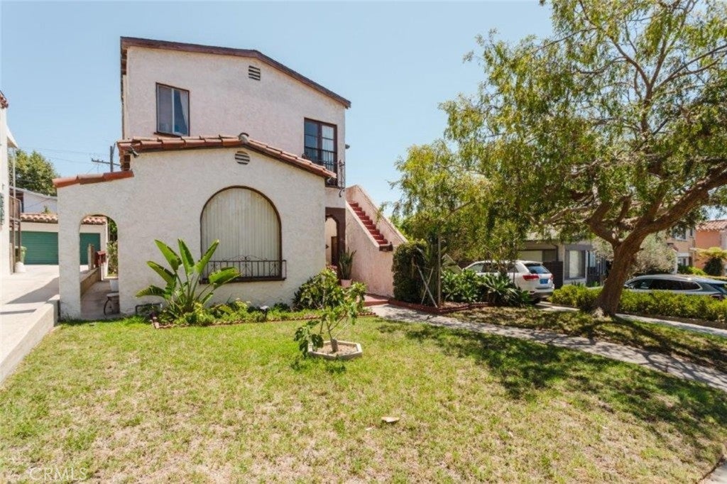 1332 Masselin Avenue A&B