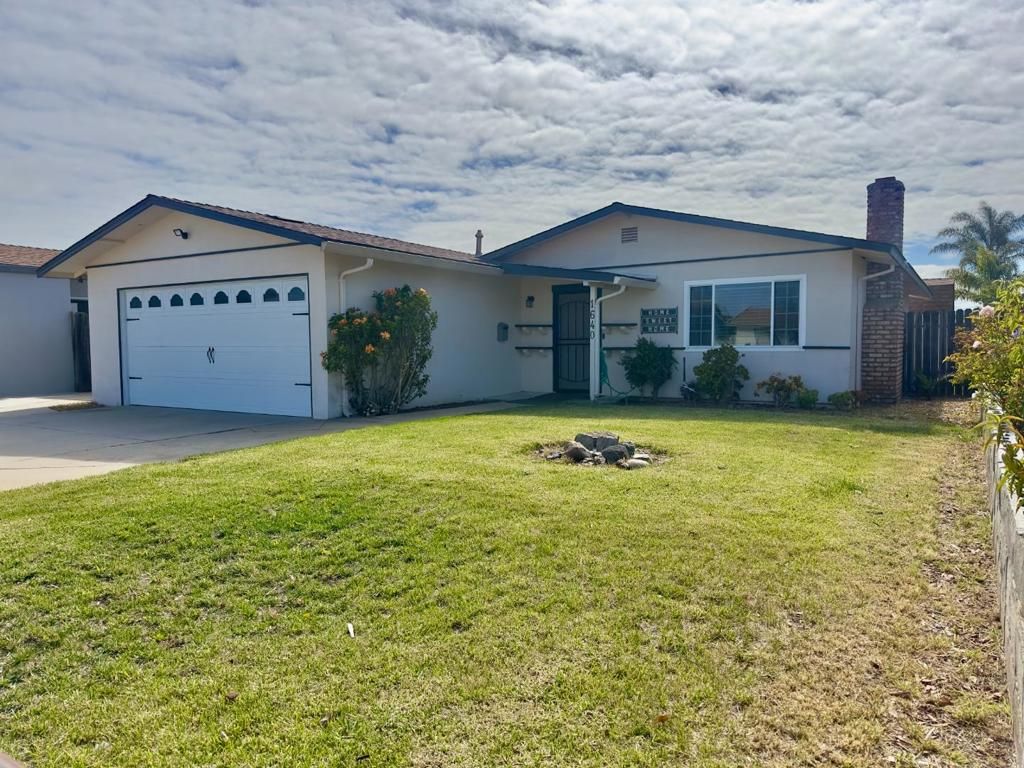 Photo of 1640 Ukiah Way, Salinas, CA 93906 (MLS # ML82051182)