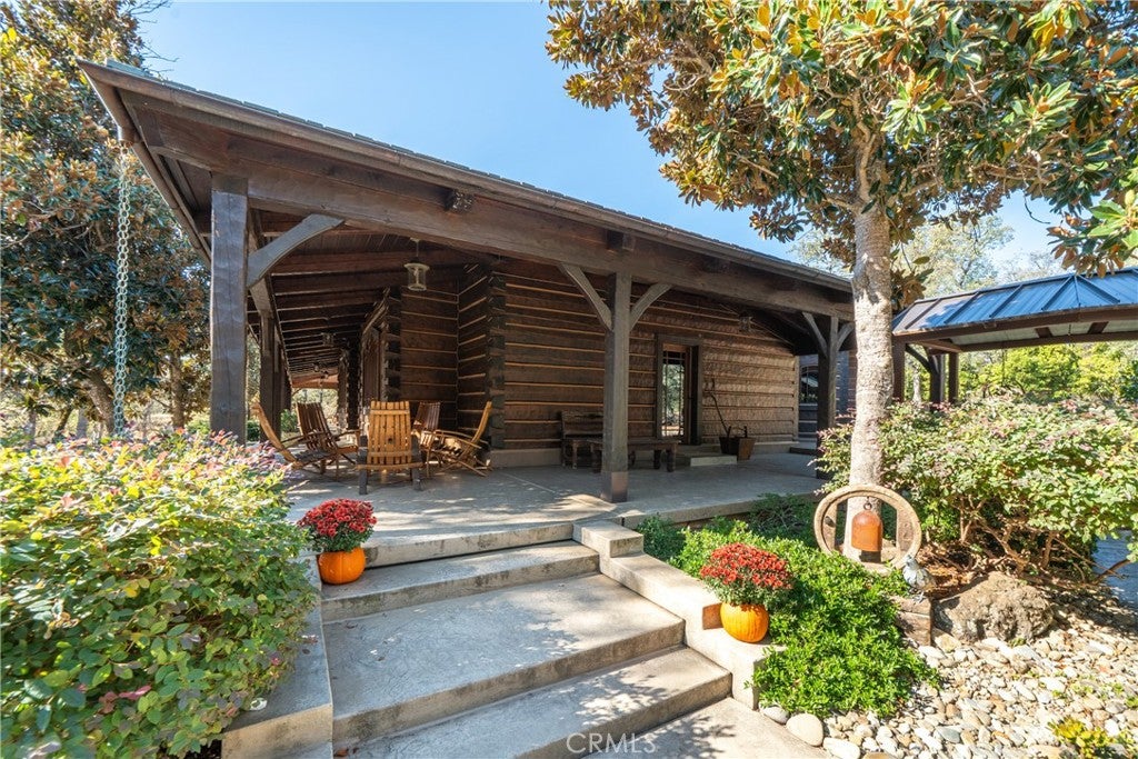 15900 El Camino Robles