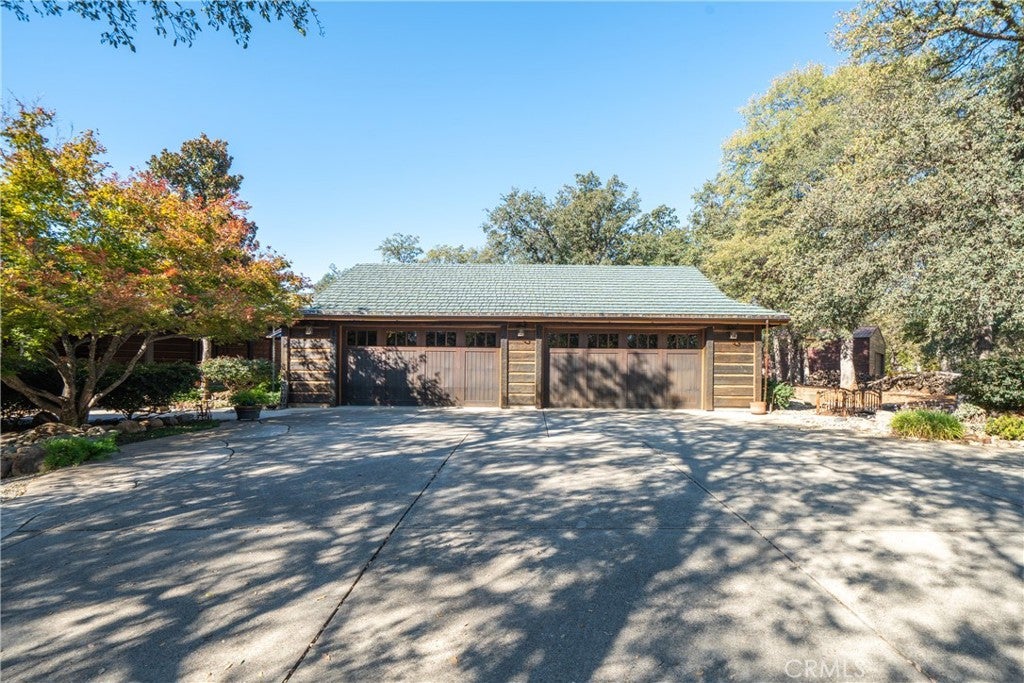 15900 El Camino Robles
