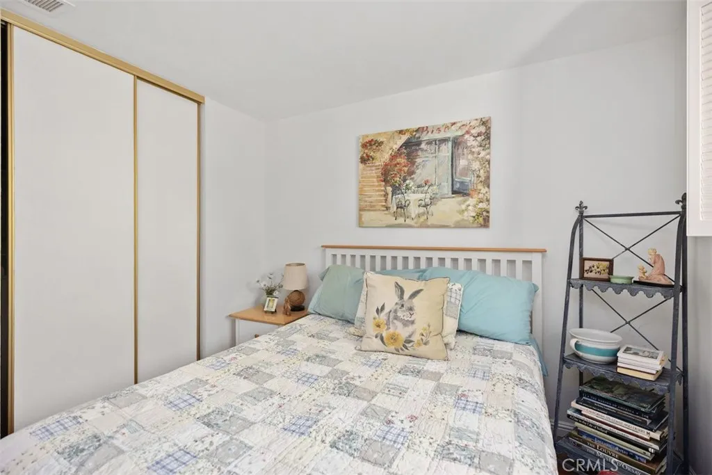 Laguna Woods, California 92637, United States, 2 Bedrooms Bedrooms, ,2 BathroomsBathrooms,Residential,Active,212094