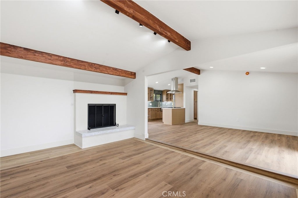1261 E Ada Ave