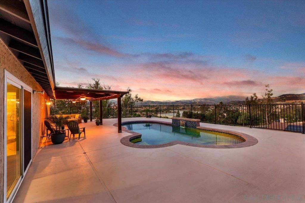 Photo of 2185 Estela Dr, El Cajon, CA 92020 (MLS # 260008099SD)