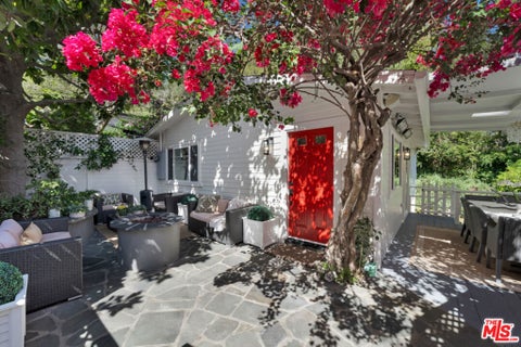 Photo of 10431 Scenario Lane, Los Angeles, CA 90077 (MLS # 26102356)