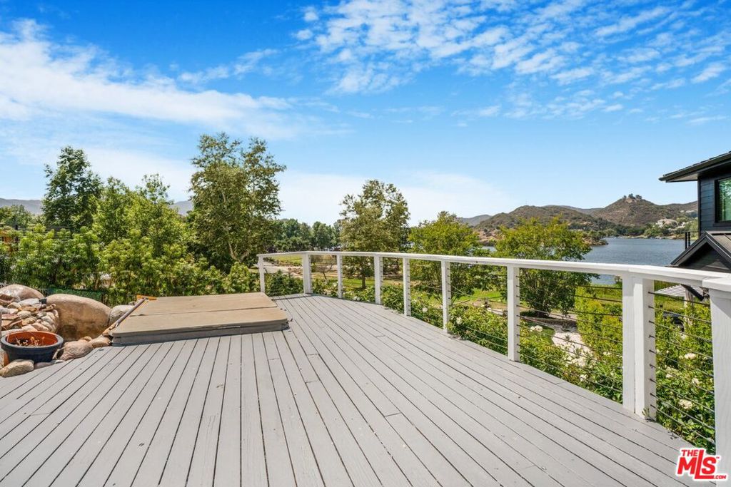 351 Upper Lake Road