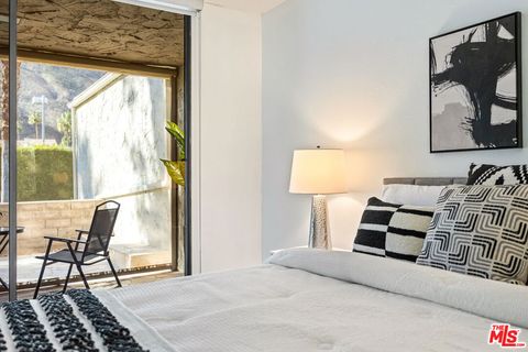 2079 S Ramitas Way Palm Springs CA 92264