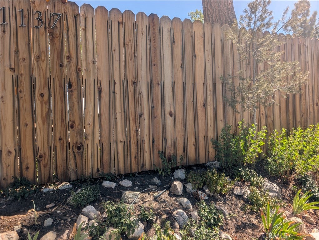 1137 Ridge