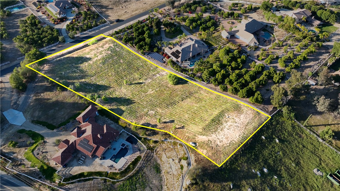 41425 Via Del Toronjo