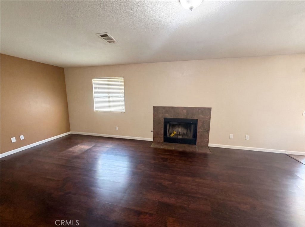11401 Villa
