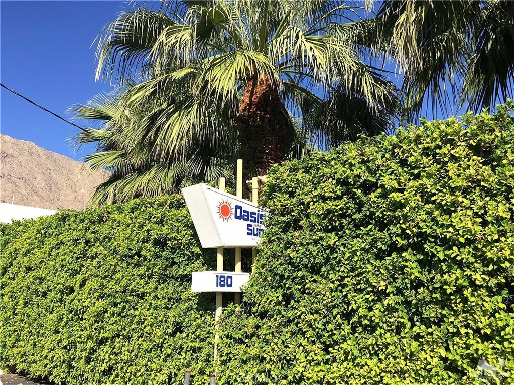 Tahquitz River Estat - Residential