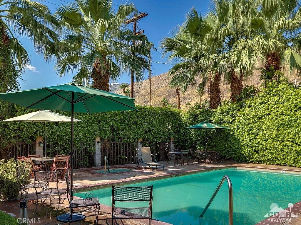 Tahquitz River Estat - Residential